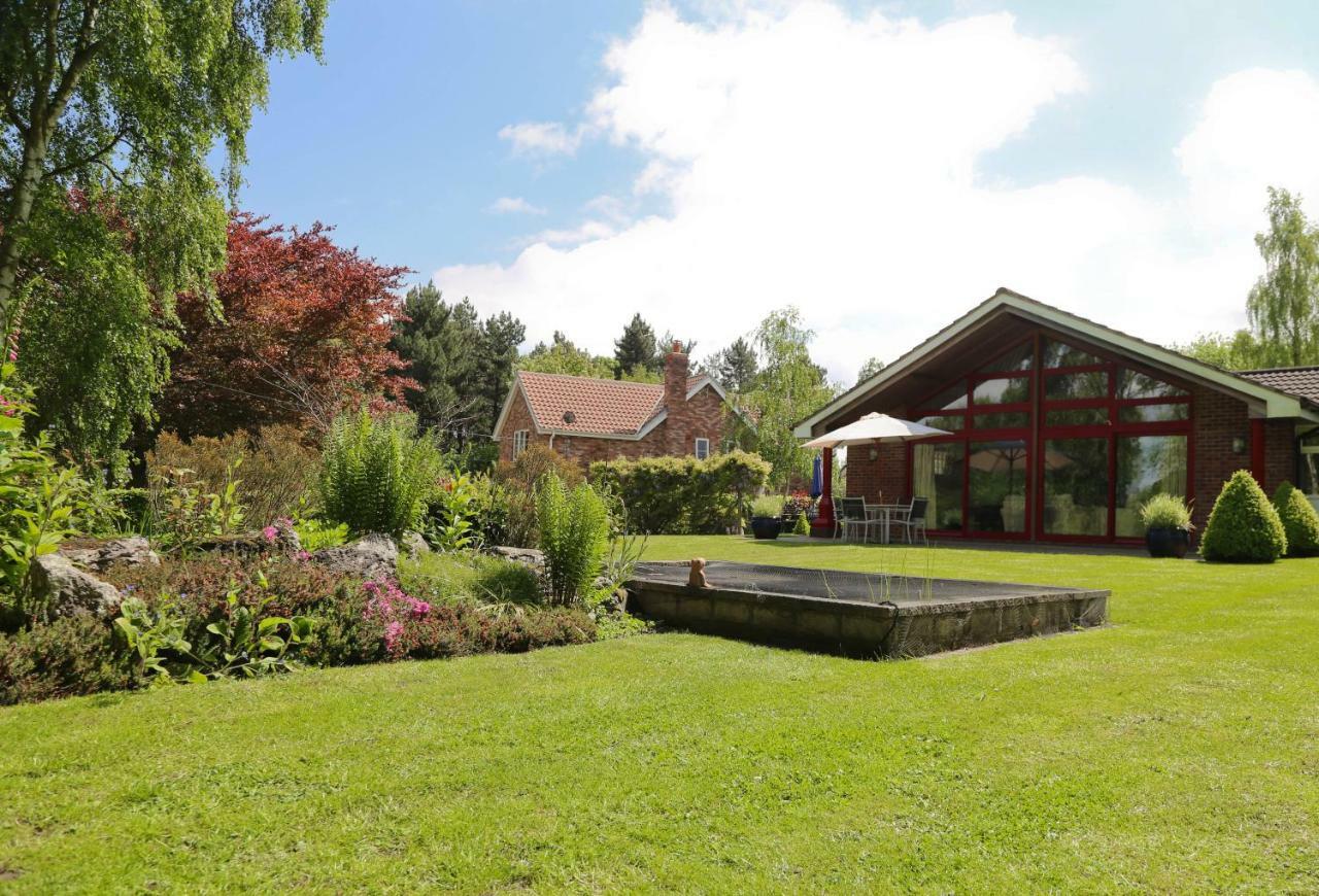 Surlingham Lodge Studio Large Family Cottage Norwich Luaran gambar
